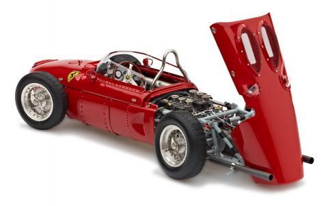 СMC Ferrari 156F1 Dino "Sharknose" 1961 1/18